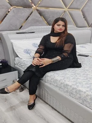 Call Girl in Sarguja